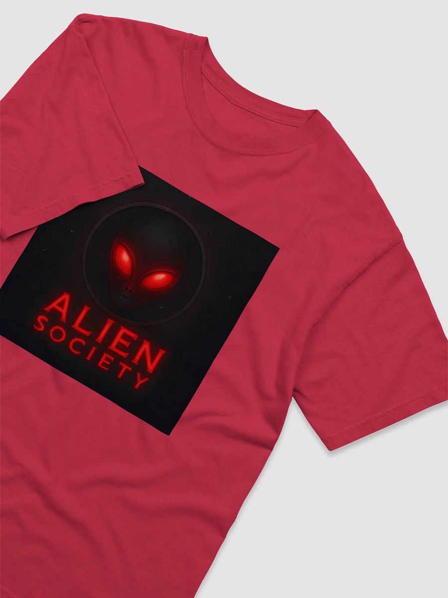 Glowing red eyes Alien Society T-Shirt product image (3)