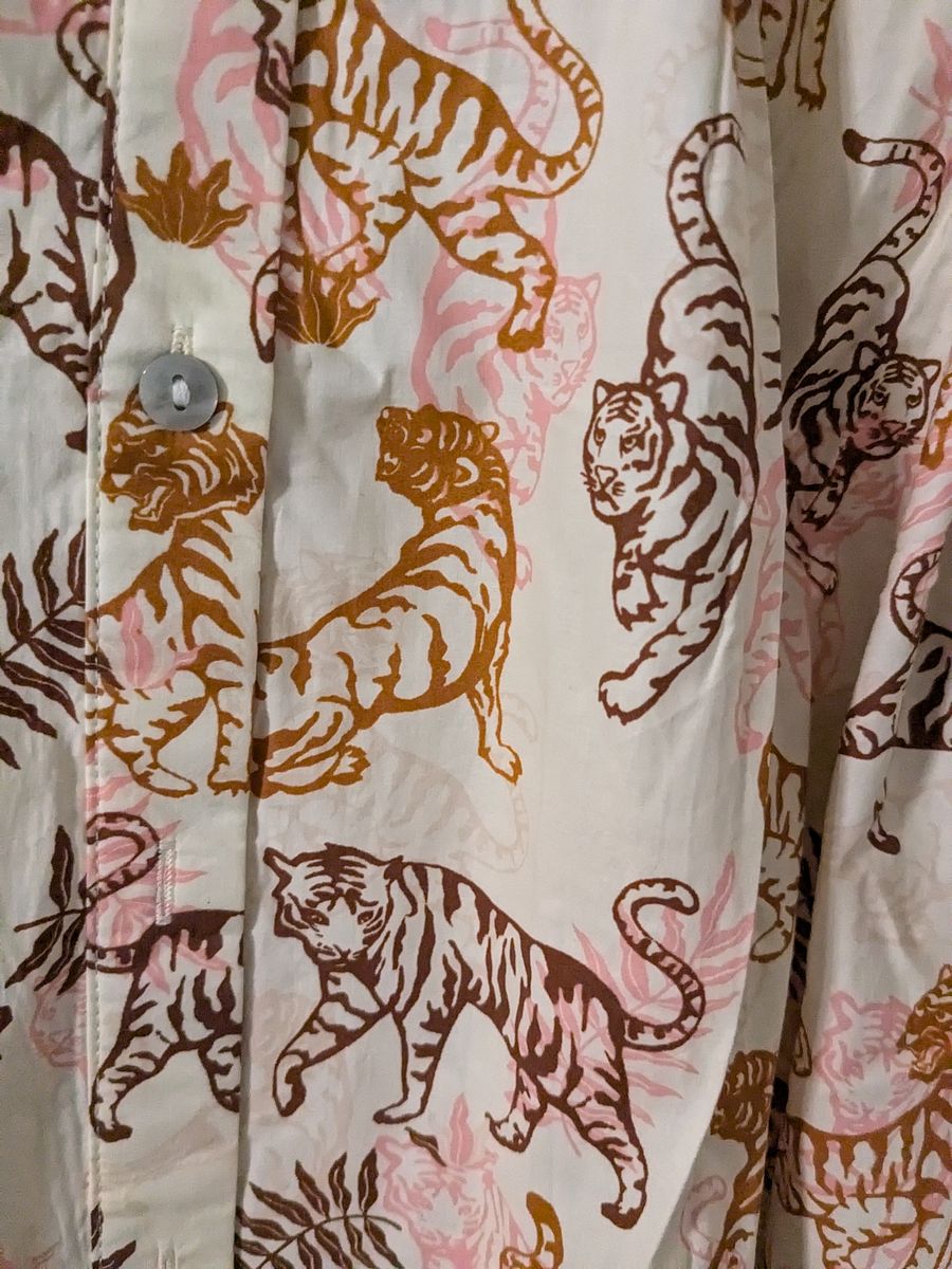 M Tiger Ruffle Sleeve Top product image (4)
