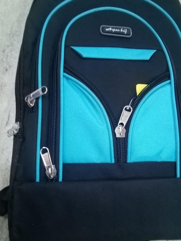 school bag product image (1)