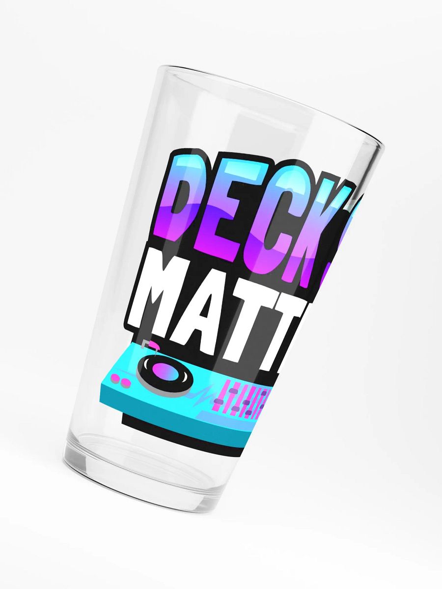 DECK SIZE MATTERS PINT GLASS product image (6)