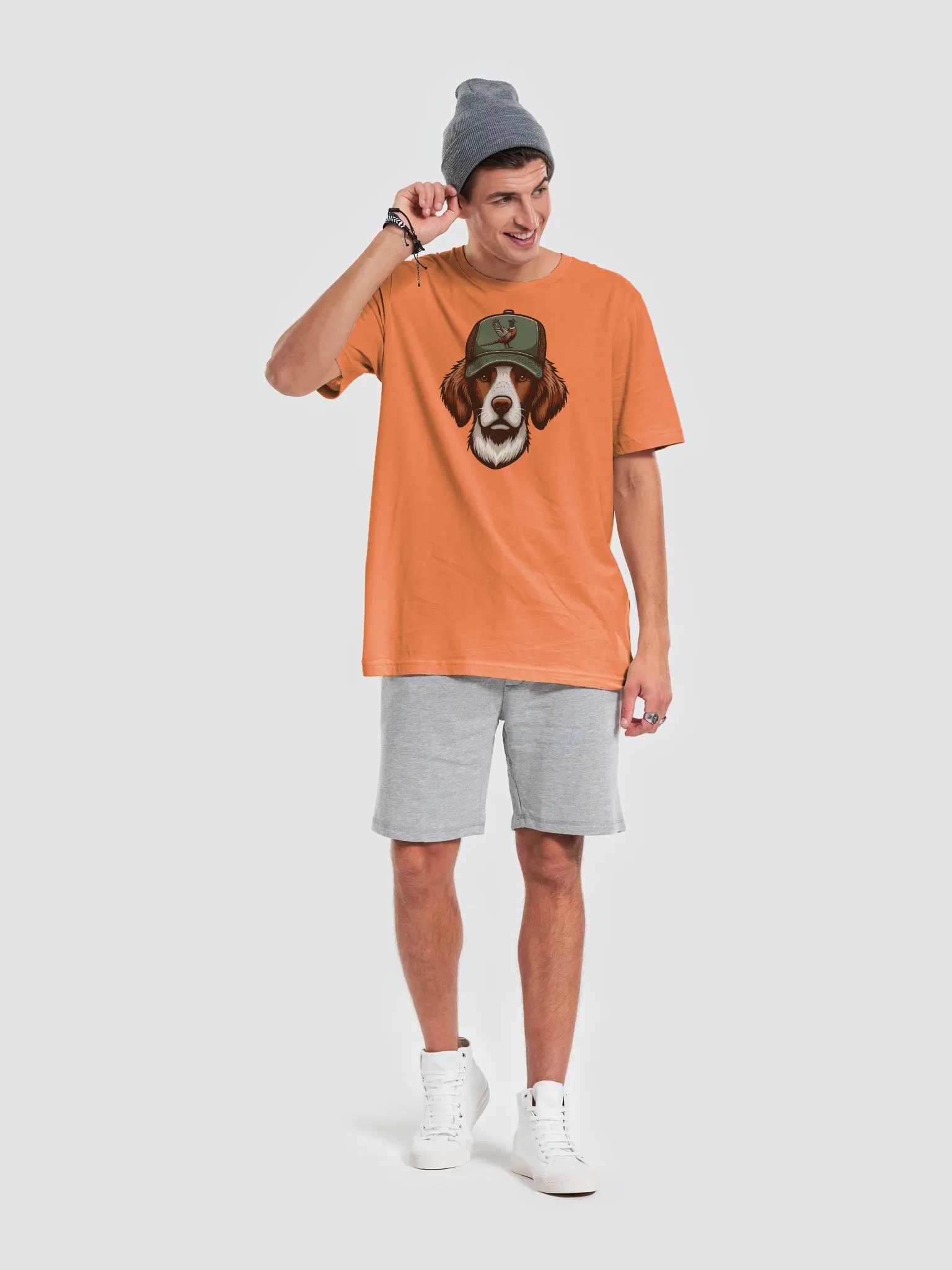 Brittany in Trucker Cap with Pheasant Design - T-Shirt product image (5)