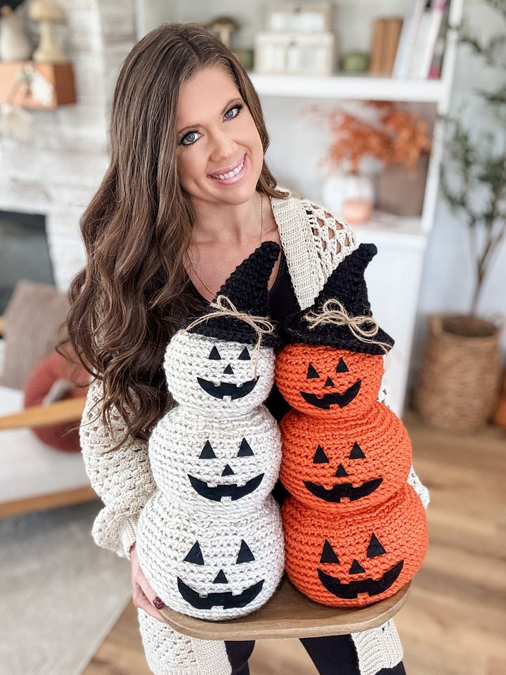 Jack-O-Lantern Pumpkin Stack Crochet pattern product image (1)