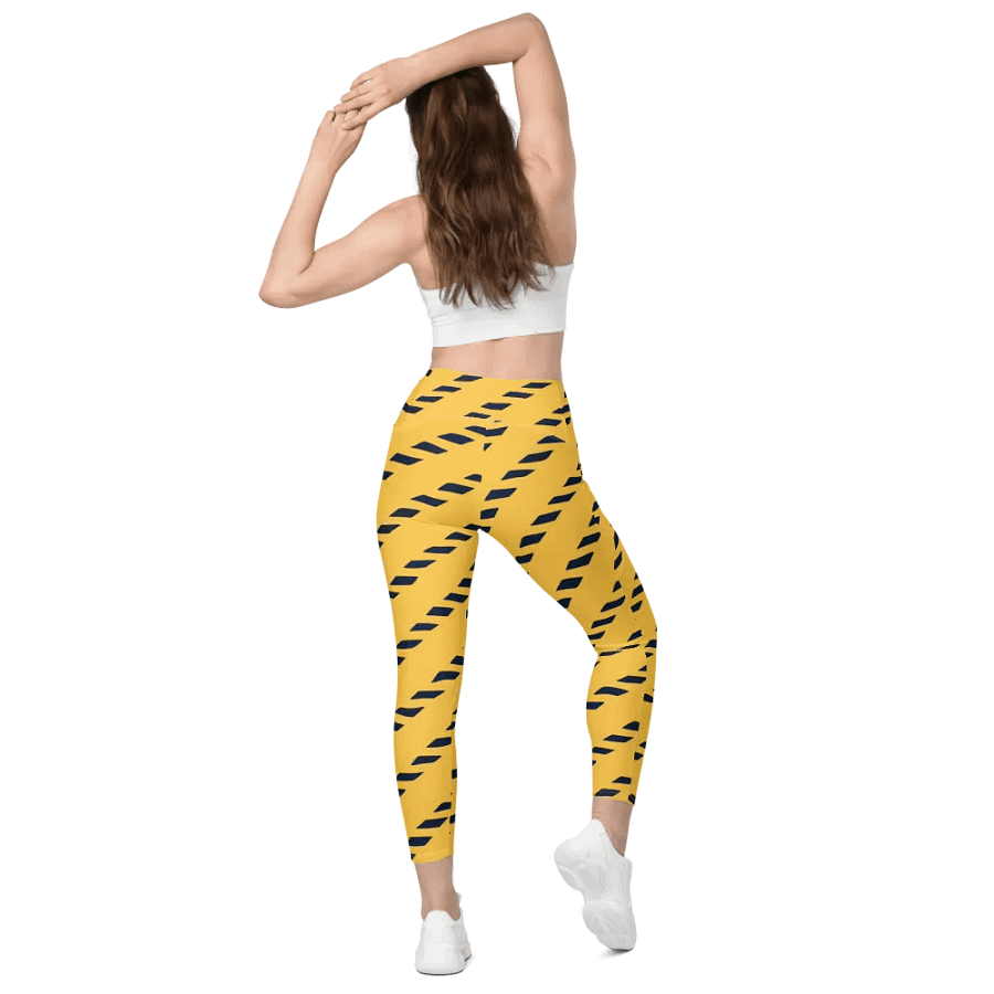 Leggings with Pockets – Lines Seamless Pattern for Ultimate Style & Functionality product image (7)