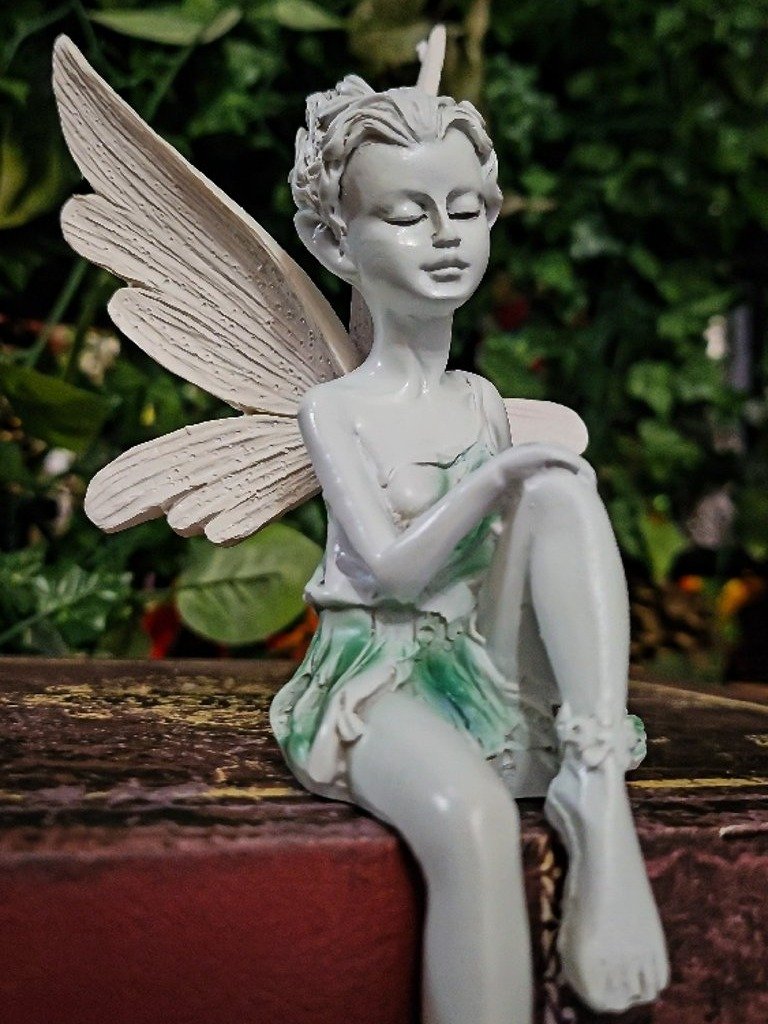 The Armored Kingdom Everbloom Fairy of the Silver Forest Statue product image (3)