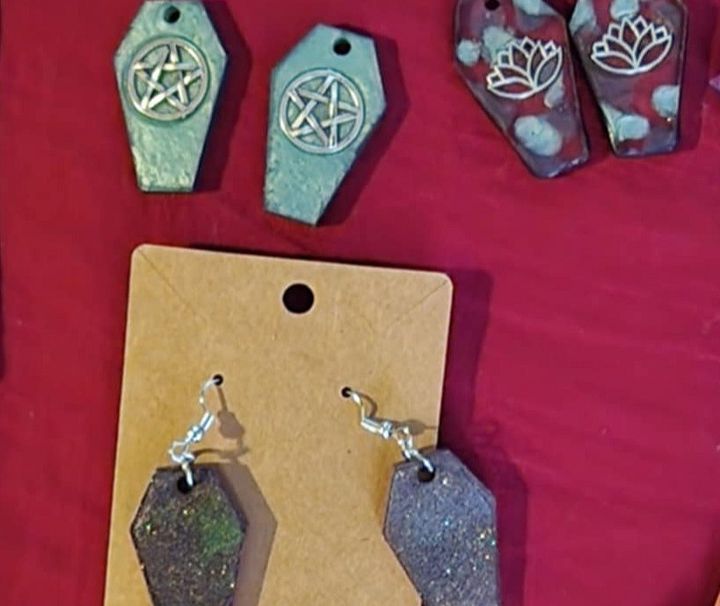 resin coffin earrings product image (1)