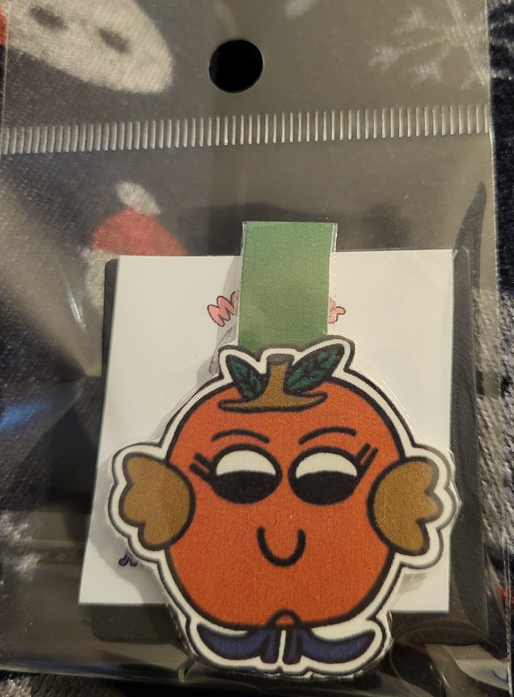 Cute Cartoon Amy Apple Character Magnetic Laminated Bookmark for Foodies product image (1)