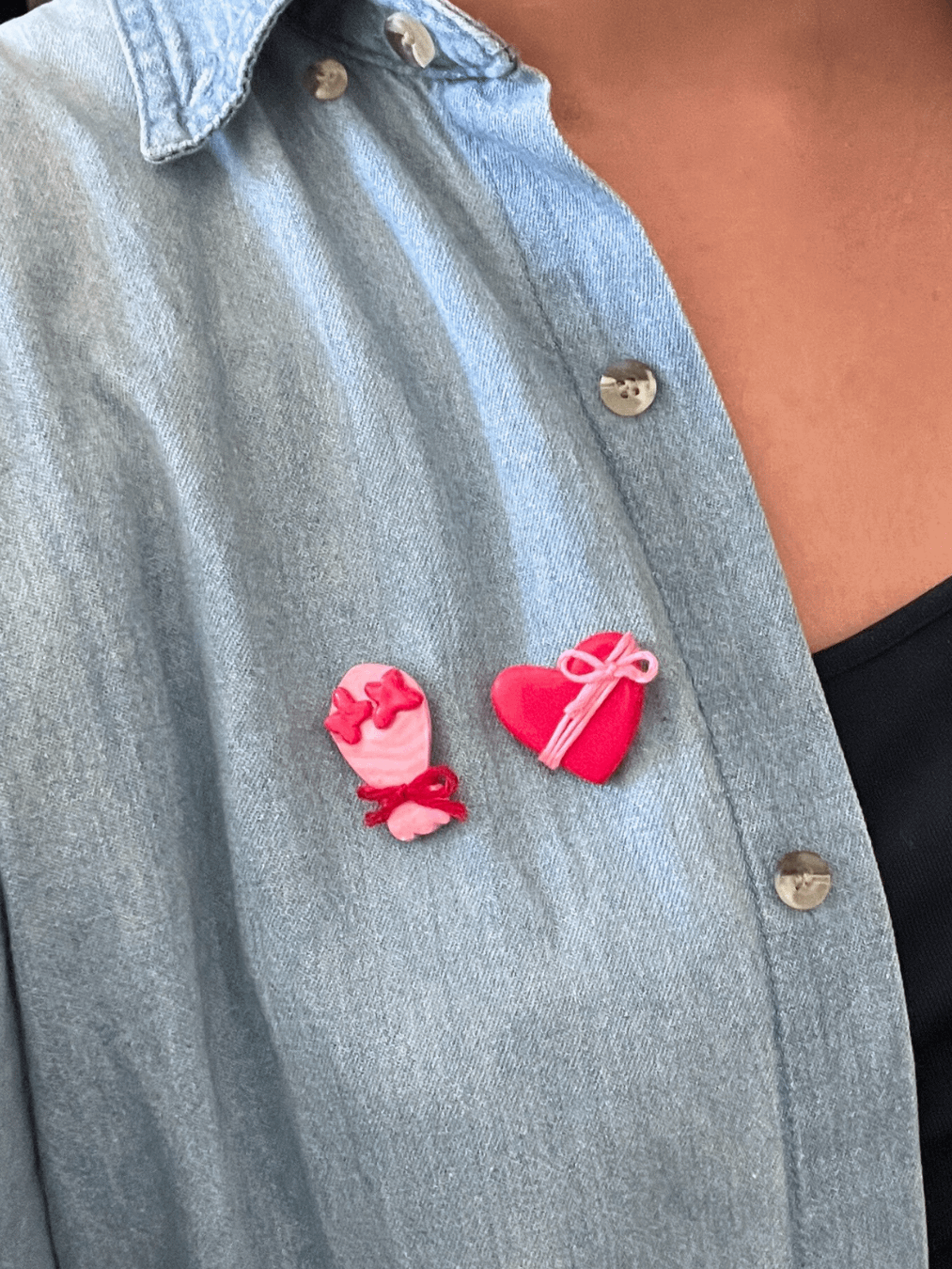 Heart & Bouquet Pins Combo product image (4)