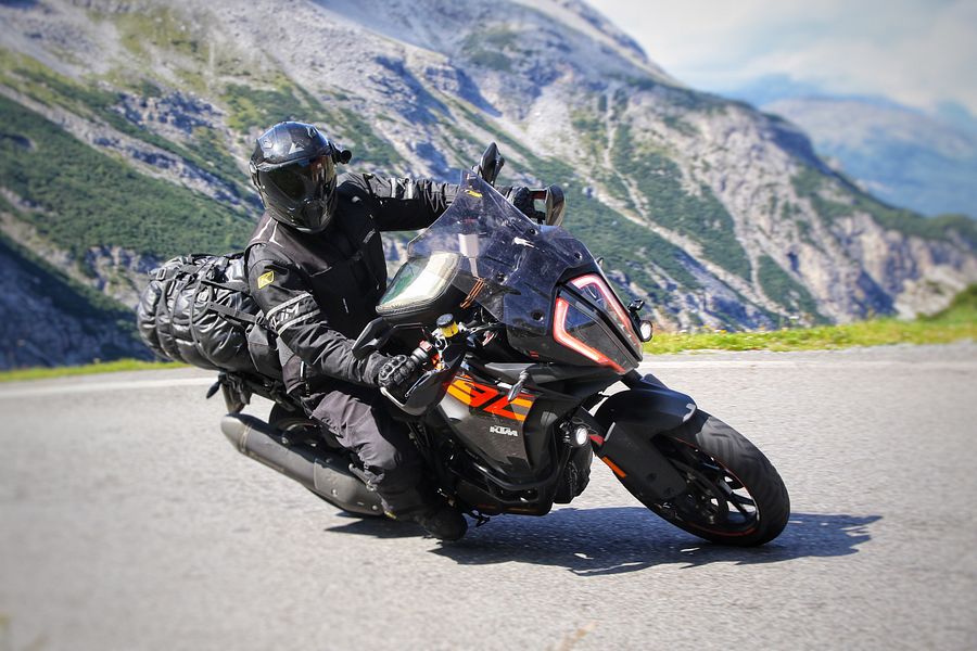 CENTRAL ALPS & LAKE GARDA, 8 Days, 3400 km, 60 Passes, Tour Book & GPX Data product image (4)