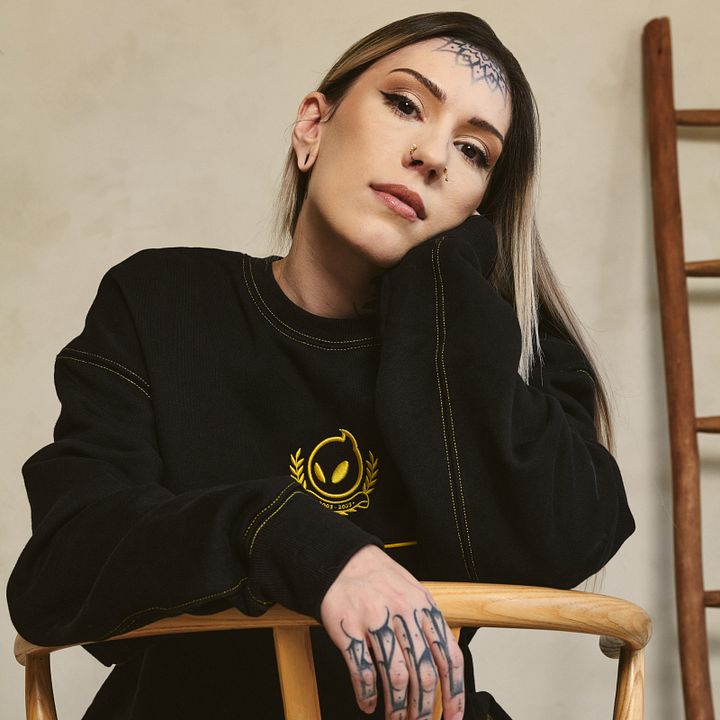 Contrast Crewneck product image (2)