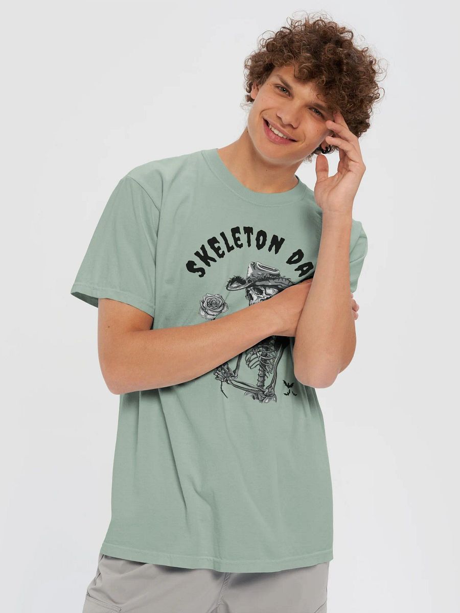 Skeleton Dad Couples Matching Halloween Skeleton Retro T-Shirt product image (6)