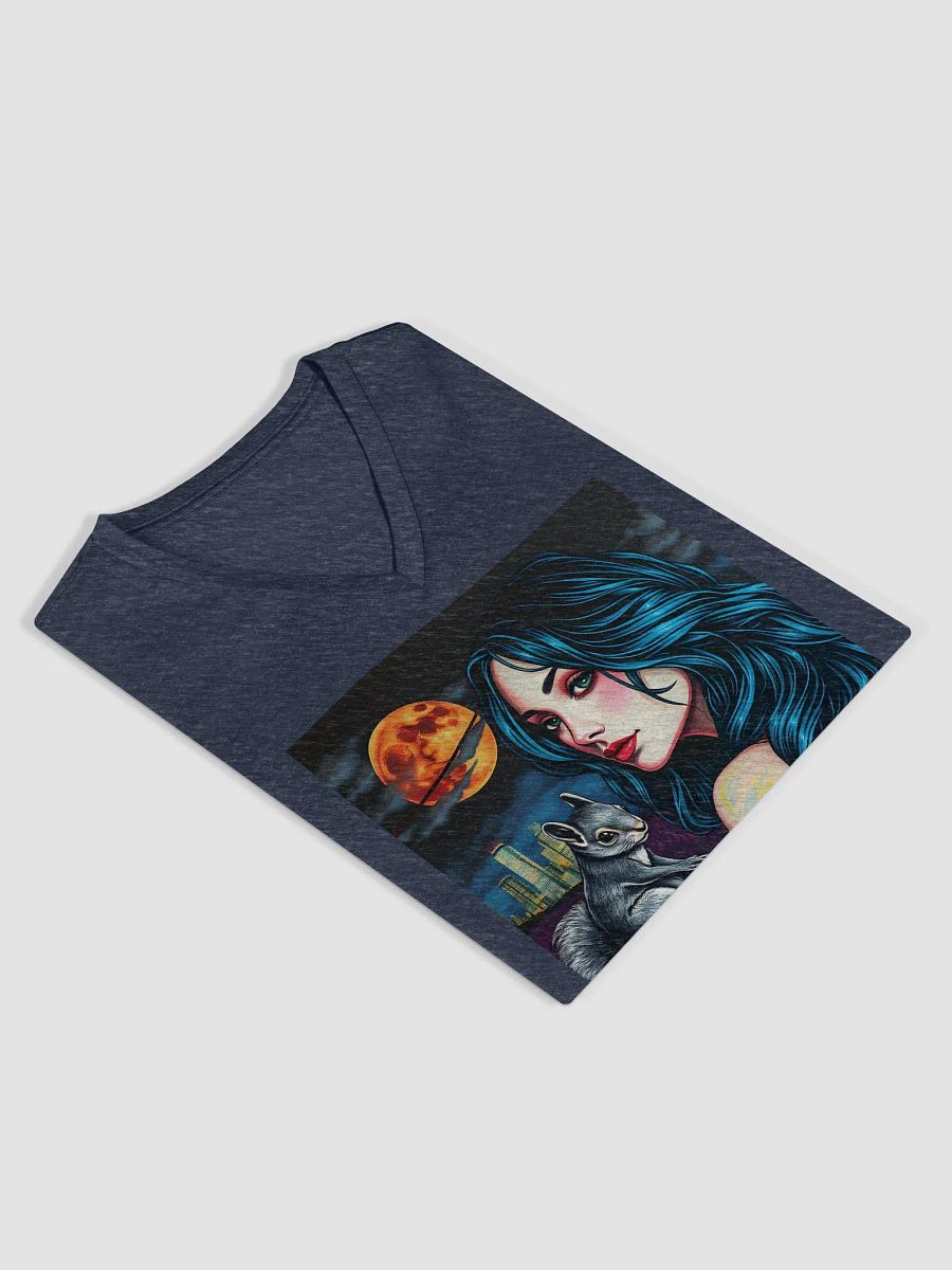 Chic Comfort: Relaxed V-Neck T-Shirt product image (4)