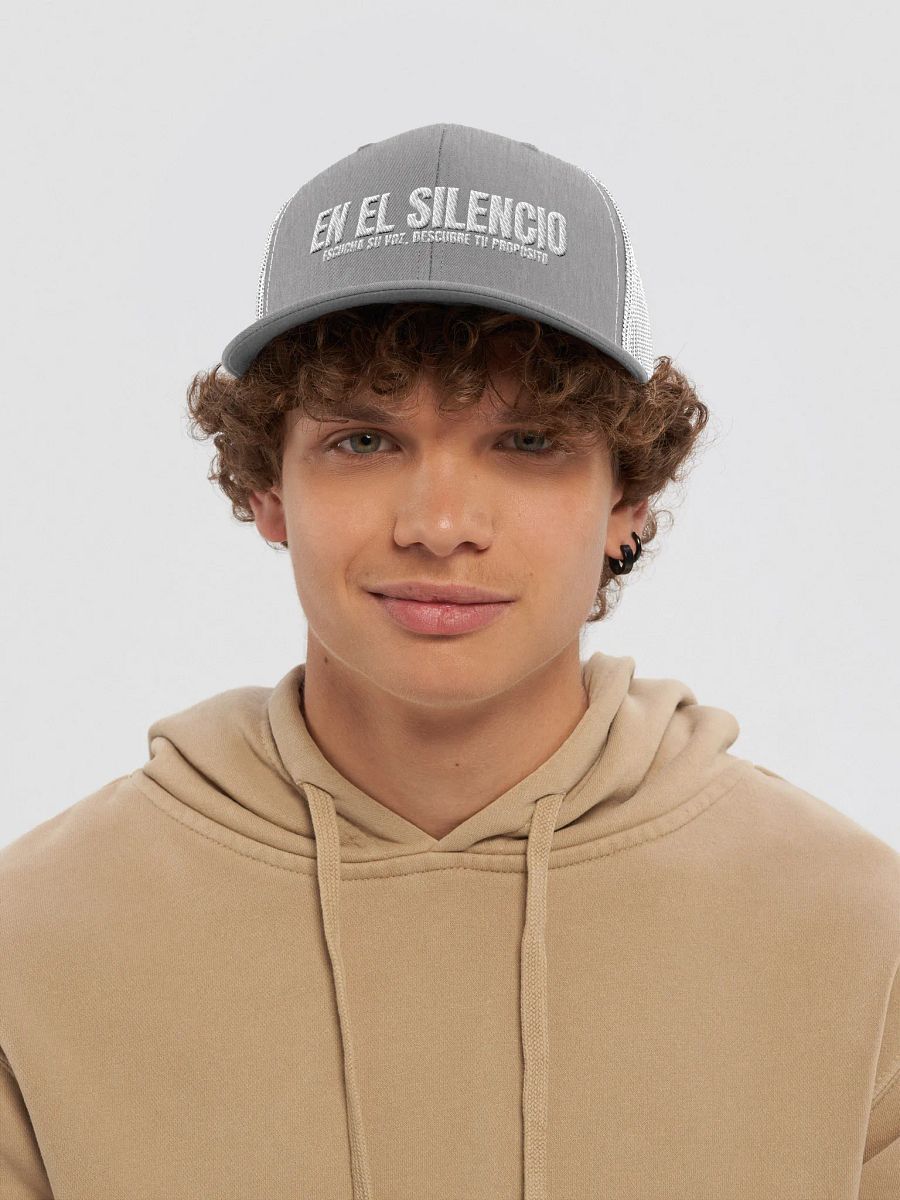 En El Silencio Trucker Cap Dark product image (15)