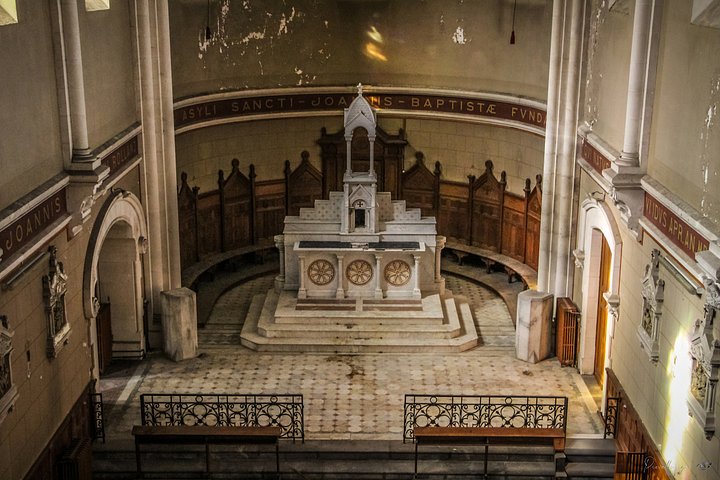 Fine Art – The Forgotten Sanctuary product image (1)