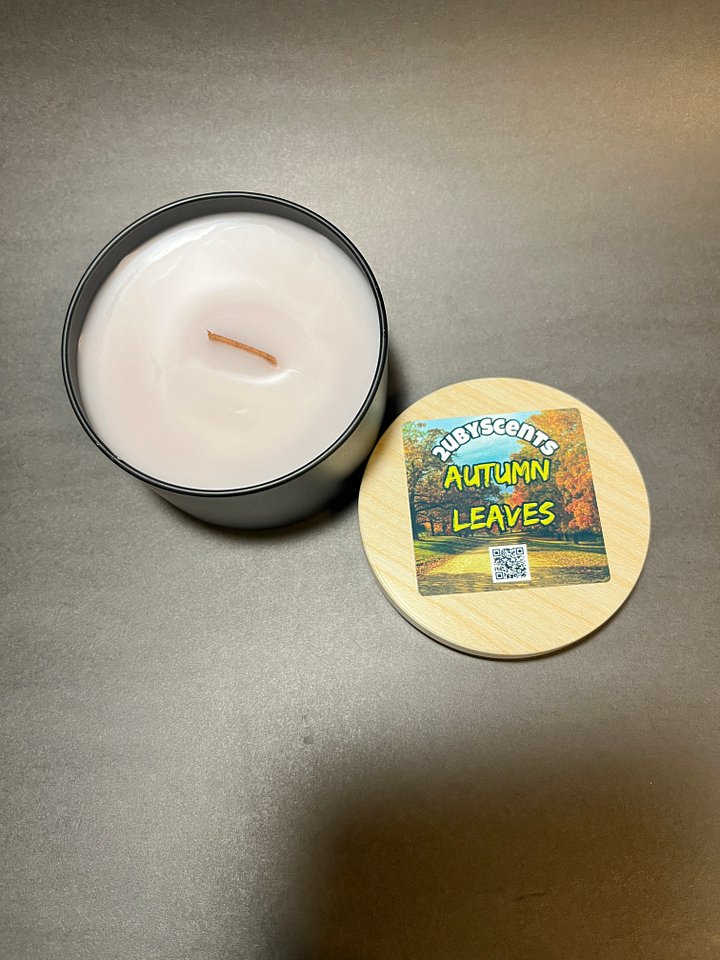 Autumn Leaves Scented 8. oz Candle product image (2)
