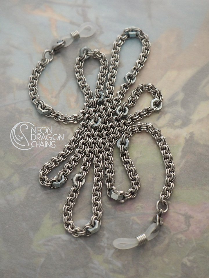 Dark Moon Glasses Chain product image (1)