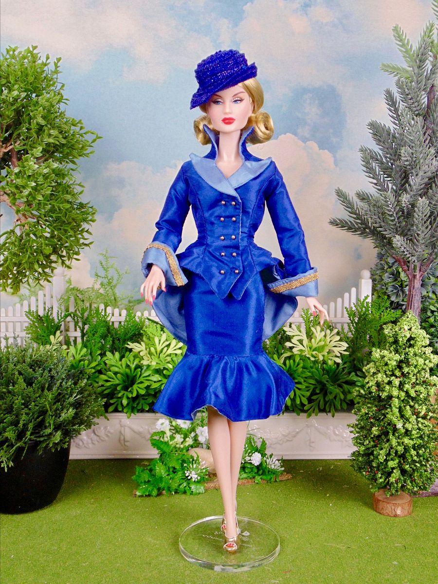 Fontaine sewing pattern for 12" fashion dolls product image (5)