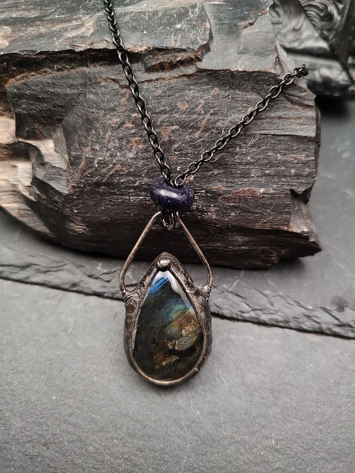 Sorcery Talisman - Dark Traveler product image (1)
