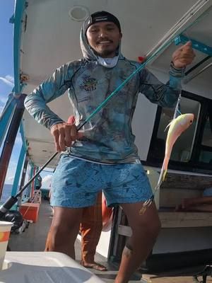Haha ang tapang niya #fishingvilla #fishing #villain #lures #halco #fyp #hayabusa #chill #cooking #cookingoutdoors