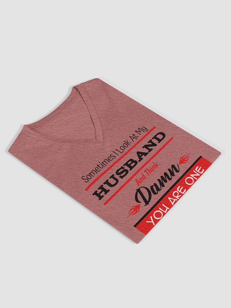 Damn, You are one Lucky Man & A Happy Wife is a Happy Life! V-Neck Tee product image (4)