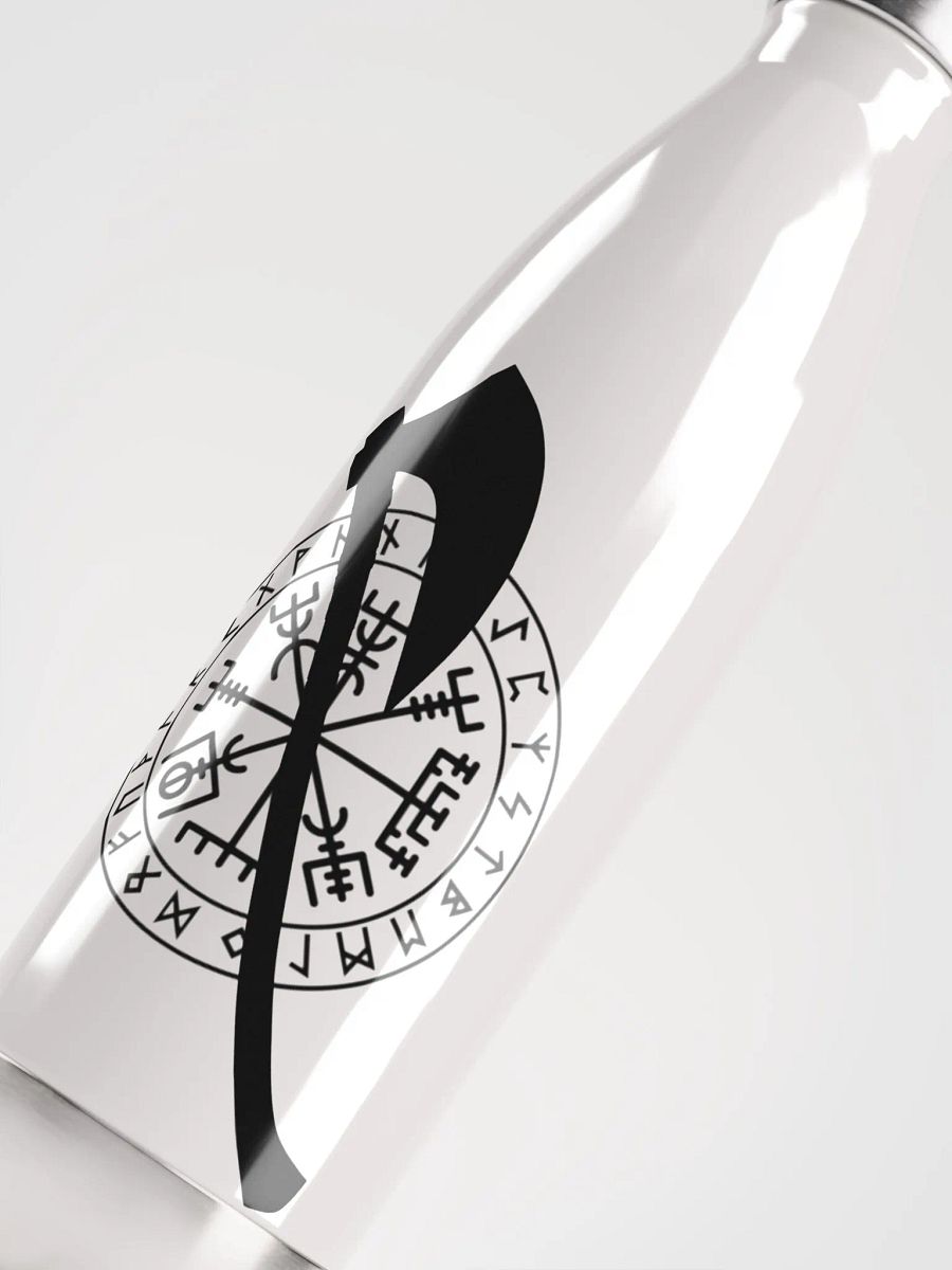 VEGVISIR & AXE - Bottle product image (1)