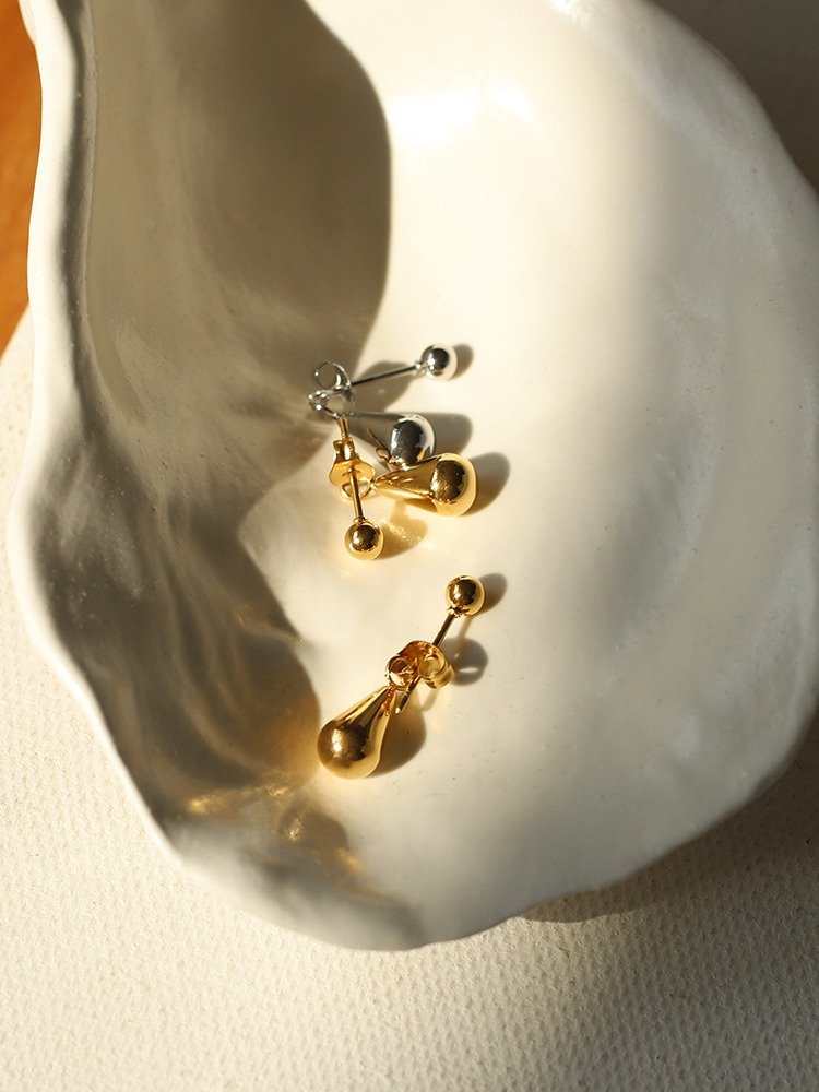 Teardrop Dangle Stud Earrings | 18K Gold Plated product image (8)