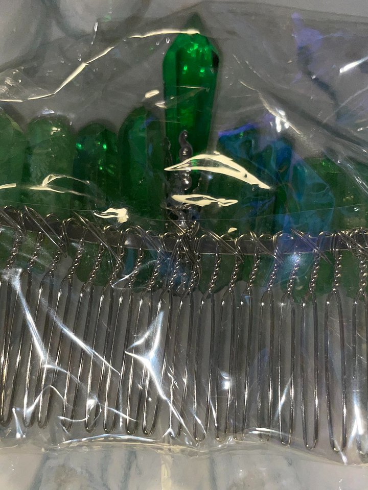 Emerald Moon Crystal Hair Accessories Pin product image (1)