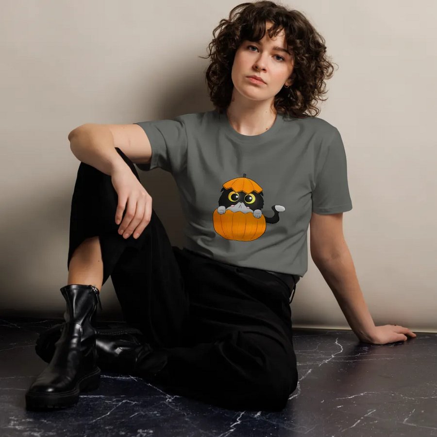 Pumpkin cat T-shirt product image (10)