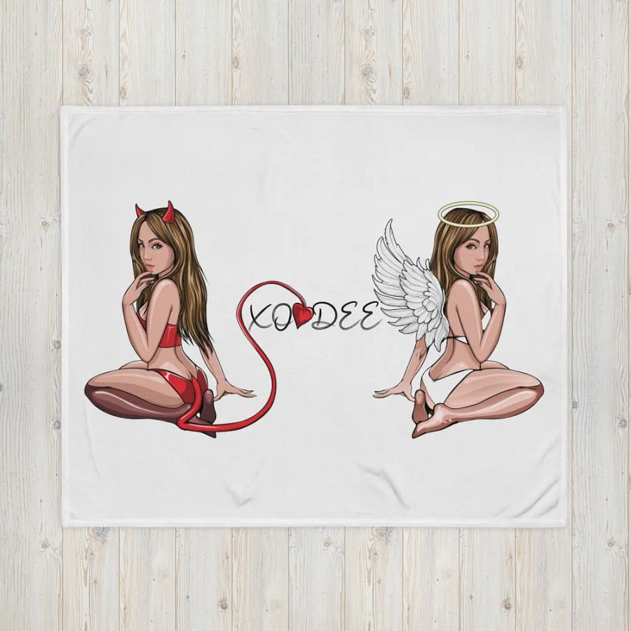 Angel/DeeMon Blanket product image (16)