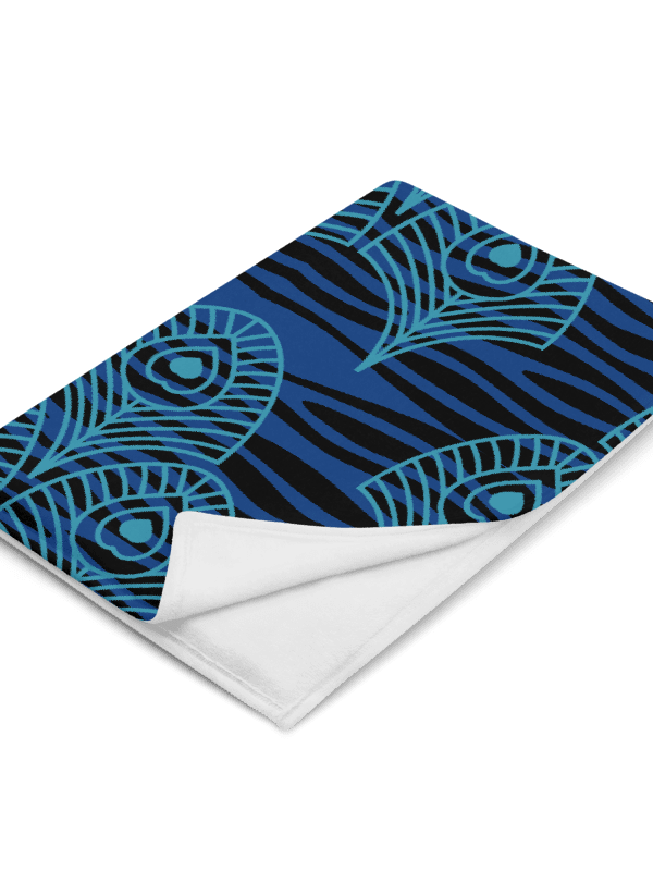 Blue Peacock Feathers Paradise Throw Blanket product image (1)