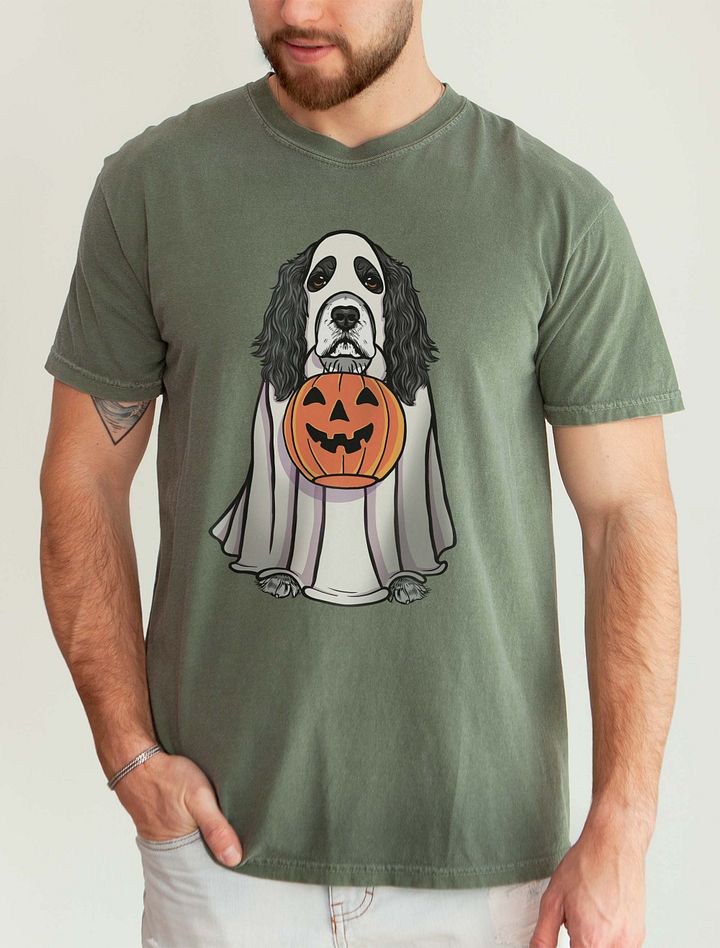 Funny Halloween Cocker Spaniel(Black & White) T-Shirt | Funny Cocker Spaniel Wearing a Ghost Costume and Holding a Pumpkin Basket product image (1)