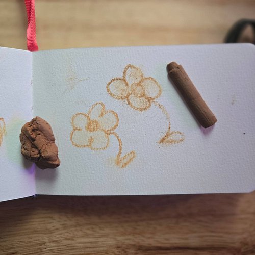 Little journaling moment. Making progress and making messes! 

Trying to make little pastels has been its own new science. Ve...