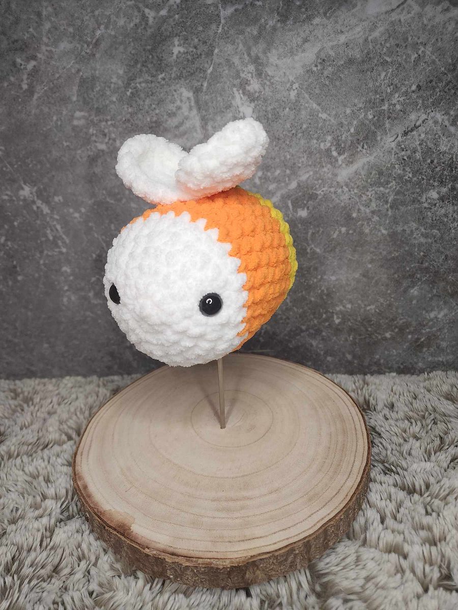 Bee product image (3)