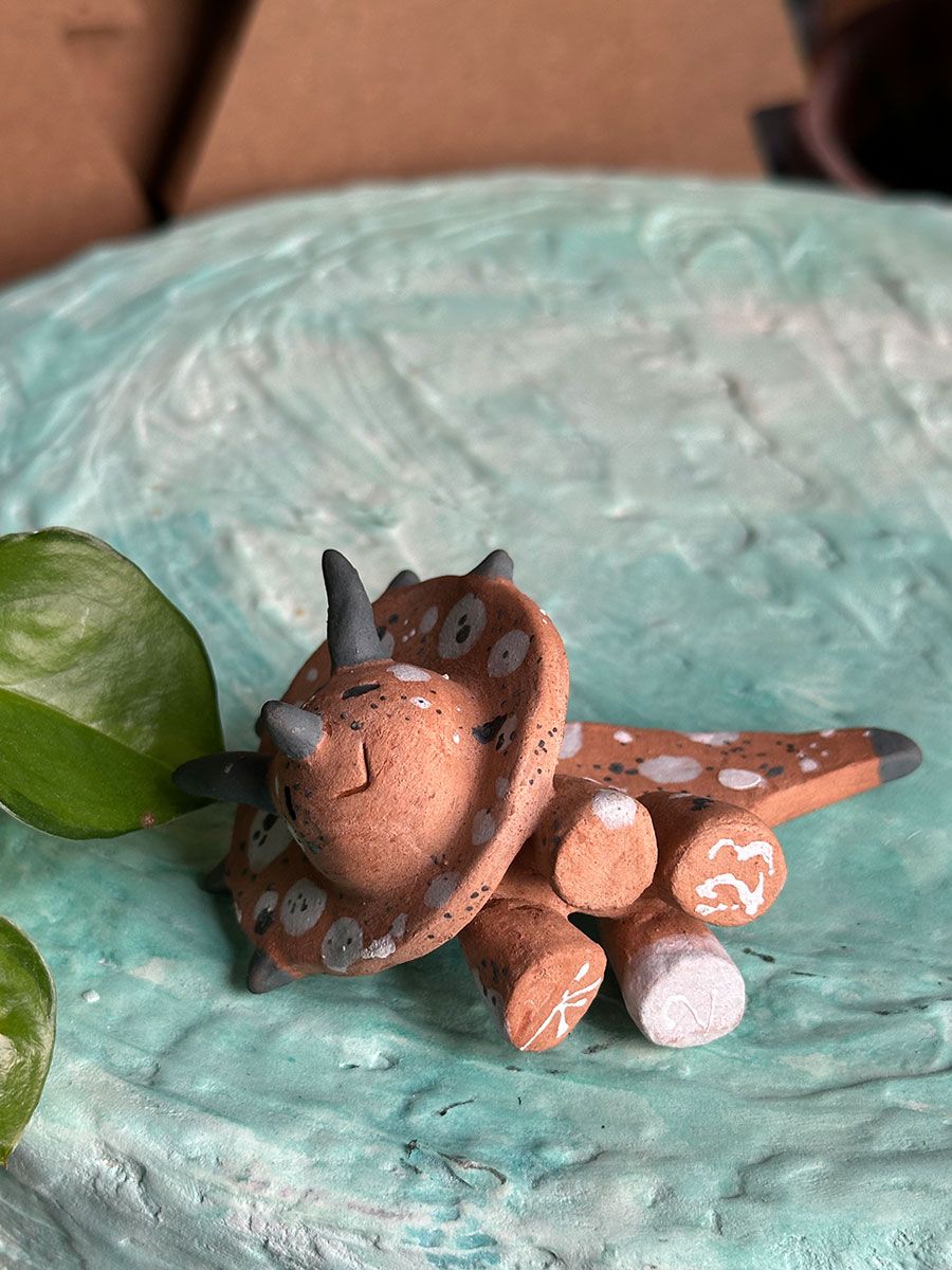 Spotty Bull Ceratopsid Ceramic Spill product image (3)
