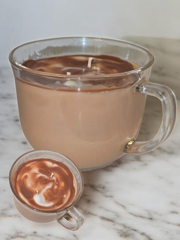Hazelnut Vanilla Coffee Candle product image (1)
