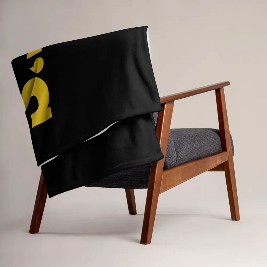 Pepe's Tow Blanket - Black product image (4)
