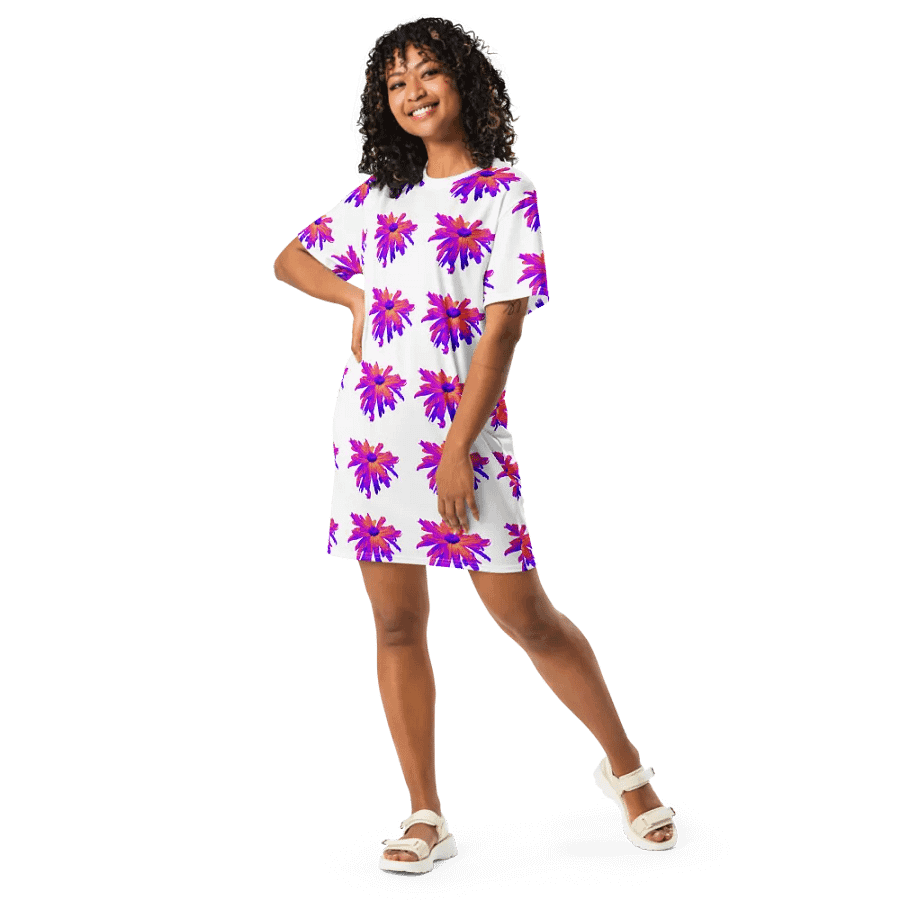 Abstract Pink Floating Daisy Flower Ladies T Shirt Dress product image (10)