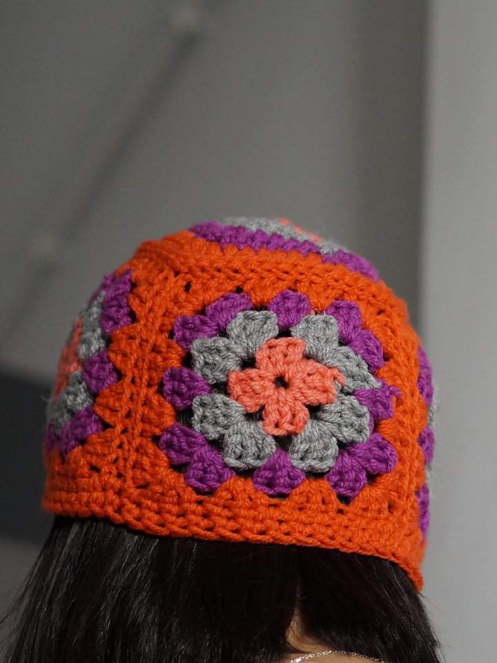 Granny square beanie crochet pdf pattern product image (2)