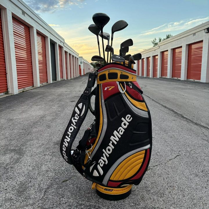 TaylorMade R7 Staff Stand Golf Bag Vintage 25th Anniversary Edition-Red & Yellow product image (1)