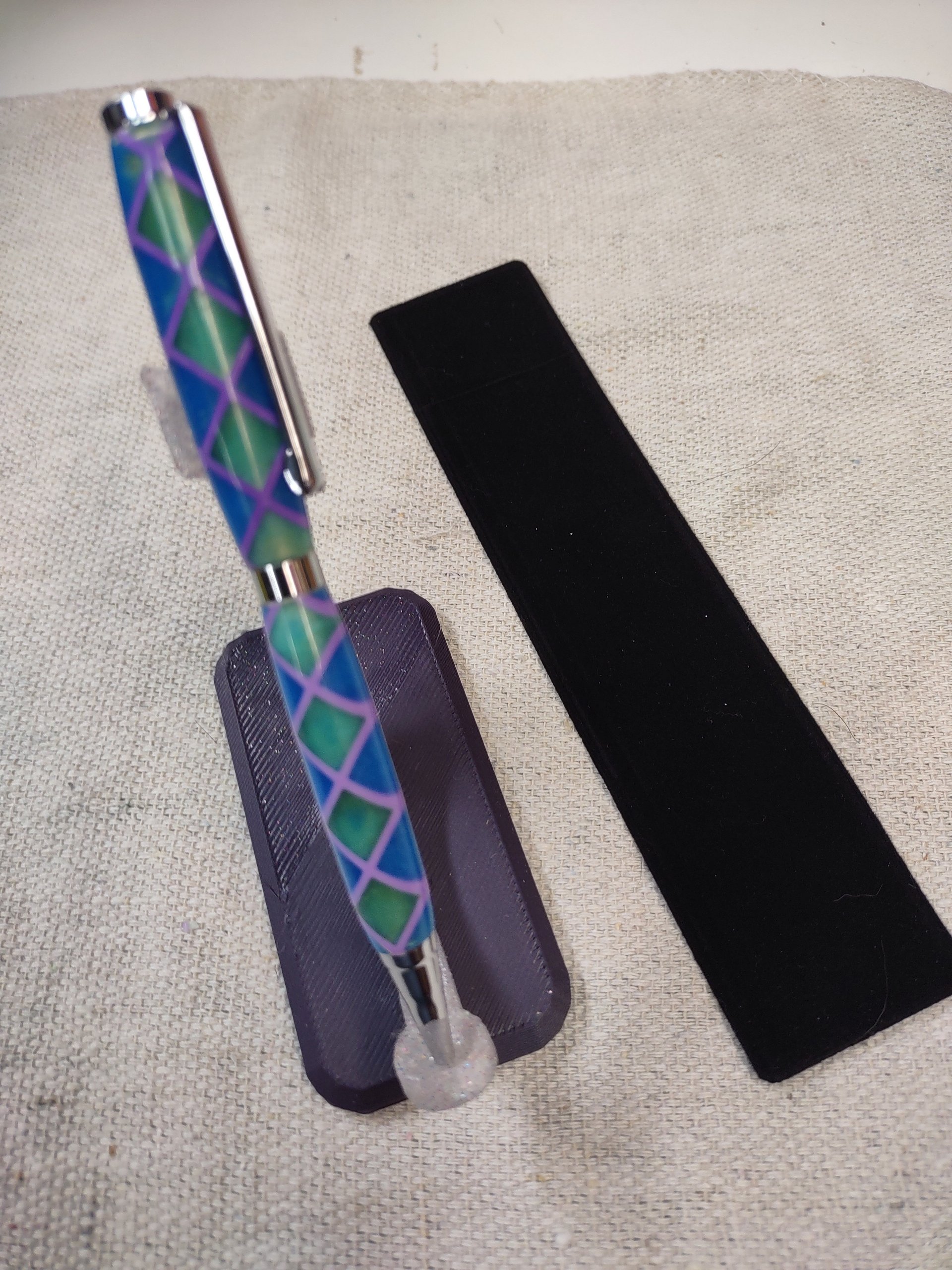 Handcrafted Hybrid Pen – Diamond Pattern with Duo Blue-Green & Duo Green-Yellow - RBSLA3D3 product image (2)