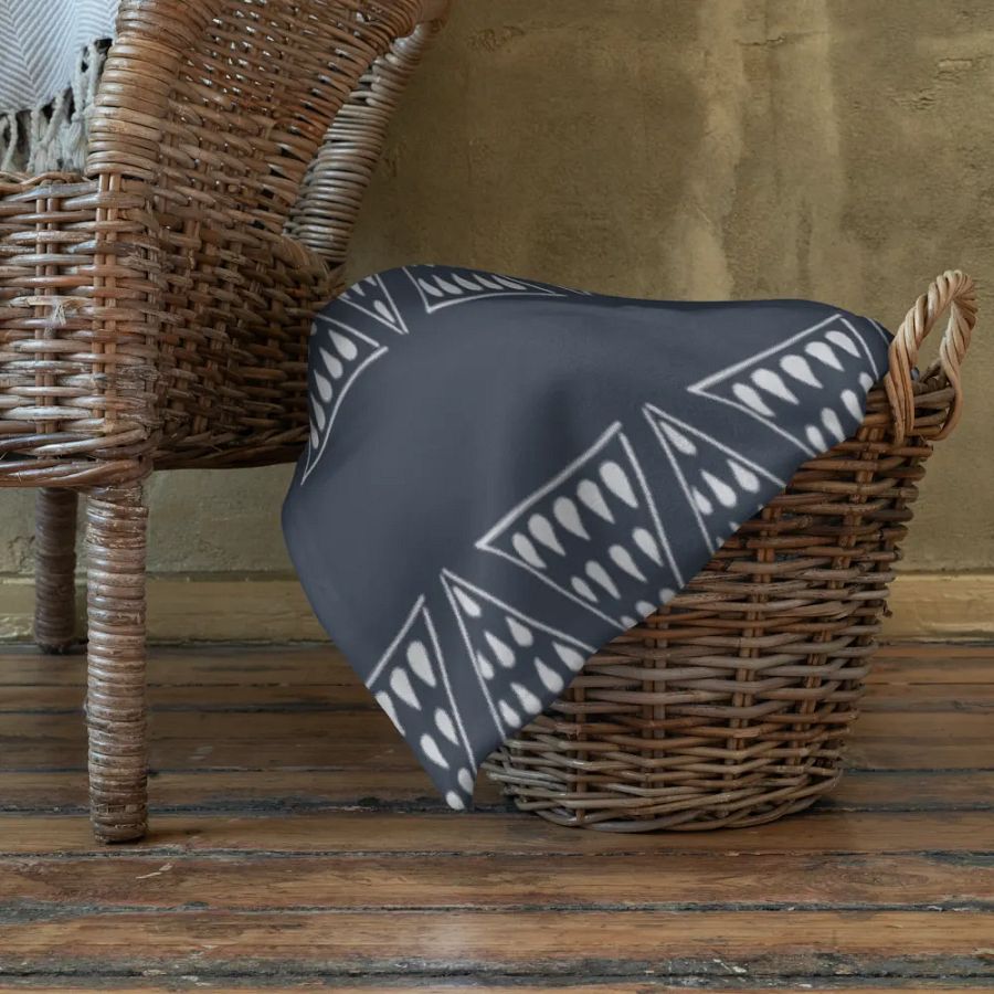 Scandinavian Style Throw Blanket product image (2)