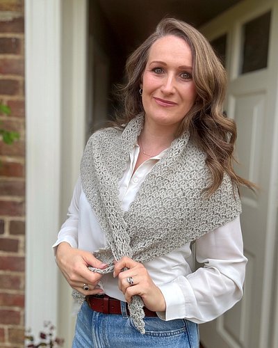 🌙 Comment SERENITY to start your next cosy project! 

The Serenity Shawl is easy to make, soft to wear, and beautifully worke...