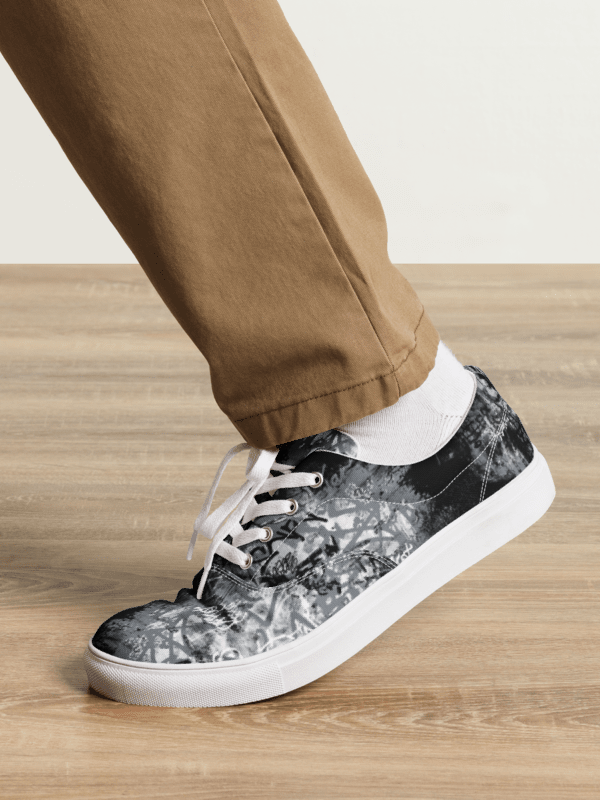 Black and White Graffiti | Men's Lace-Up Canvas Shoes product image (4)