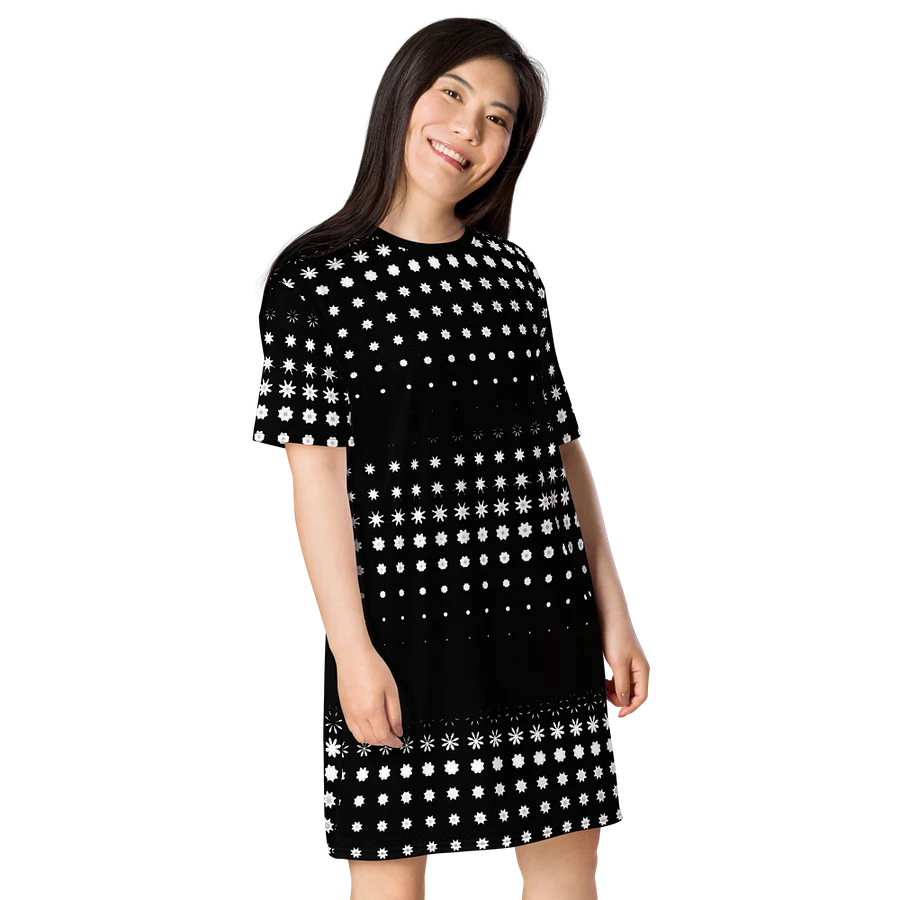 Abstract Black and White Flowers T Shirt Dress product image (8)