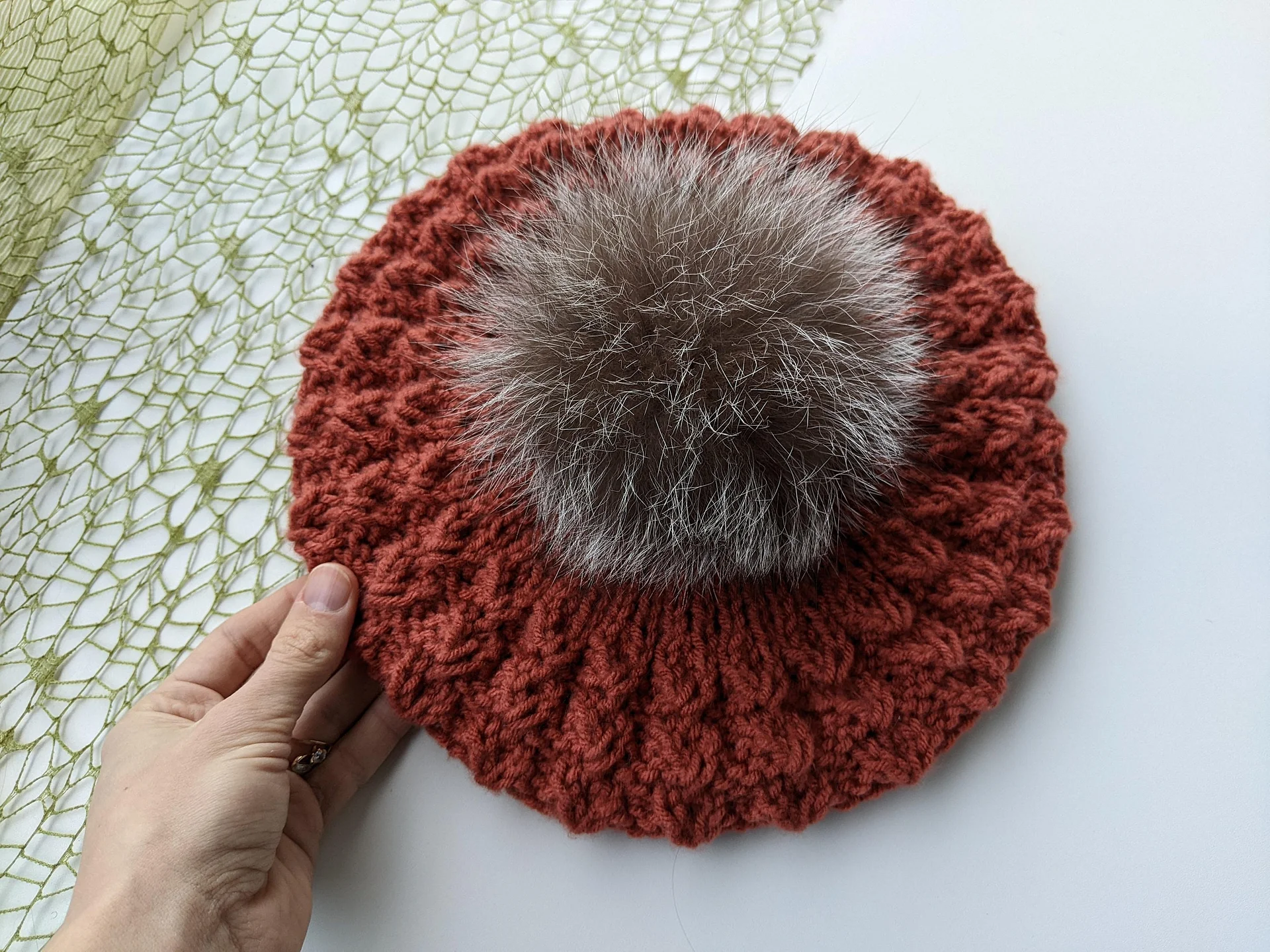 Flat Knit Classic Beret Hat Pattern product image (7)