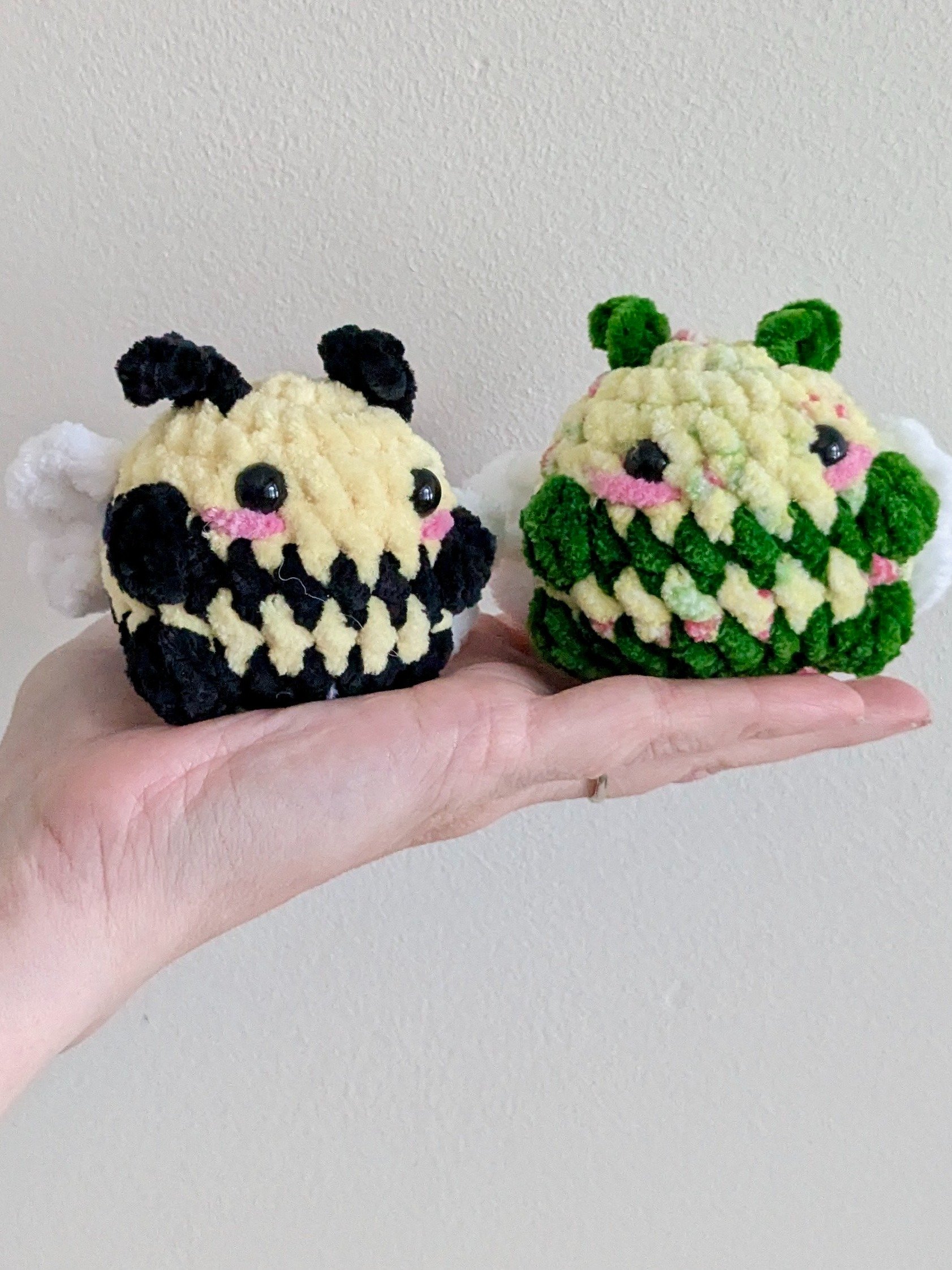 Lil Bee product image (2)