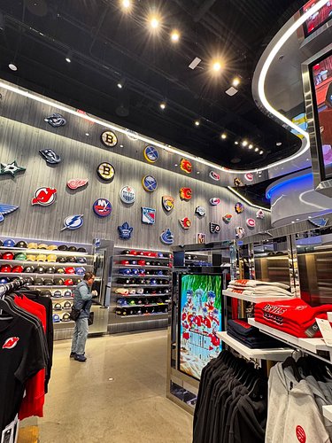 Found a sweet NHL store in NYC! #nhl #nyc #hockey