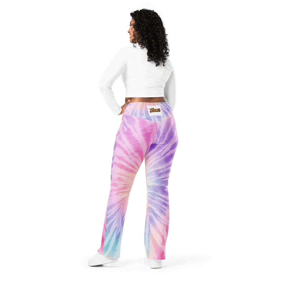 Pastel Radiance Flare Leggings product image (3)