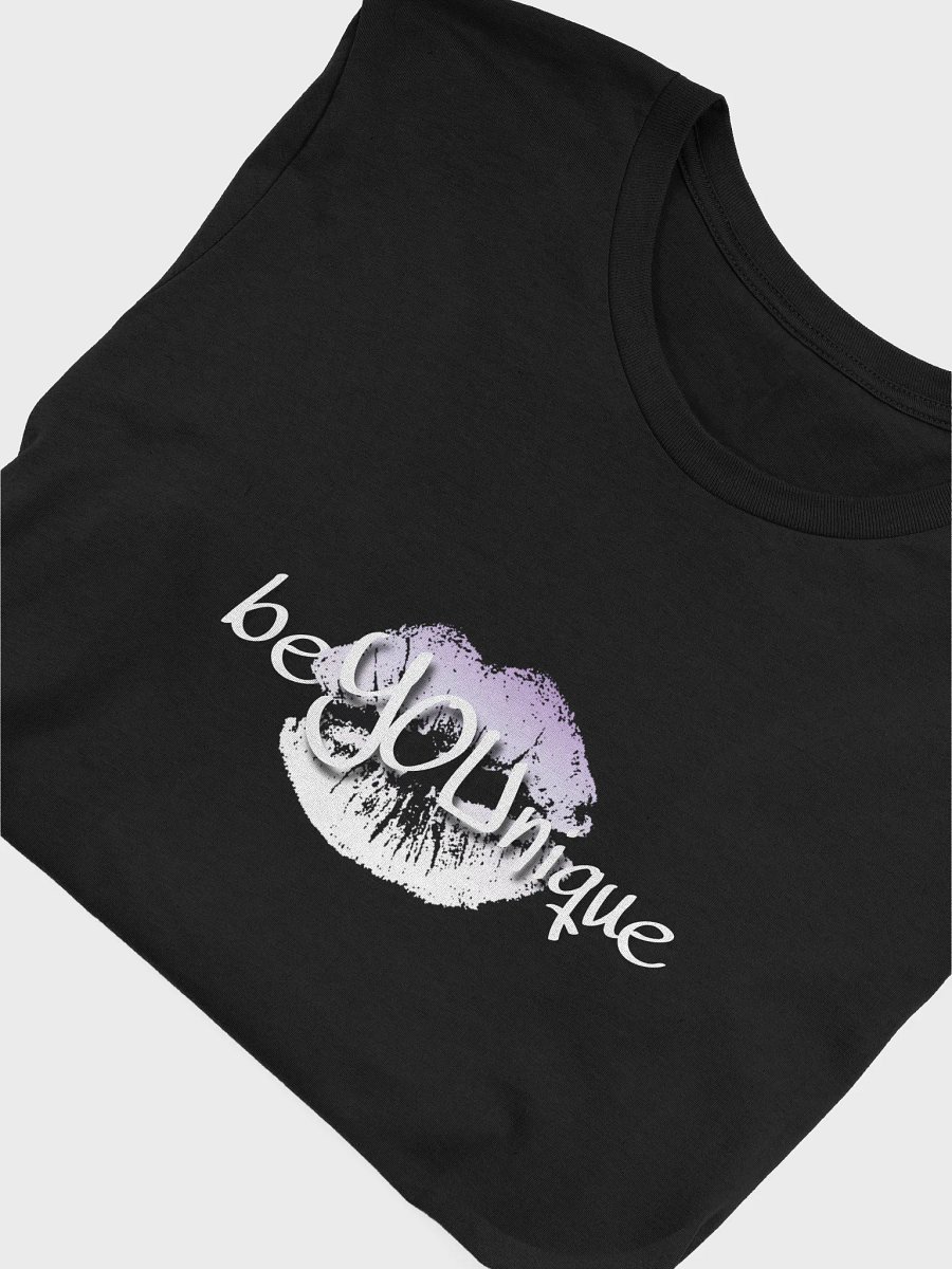 Younique Lipstick Print Tee product image (4)