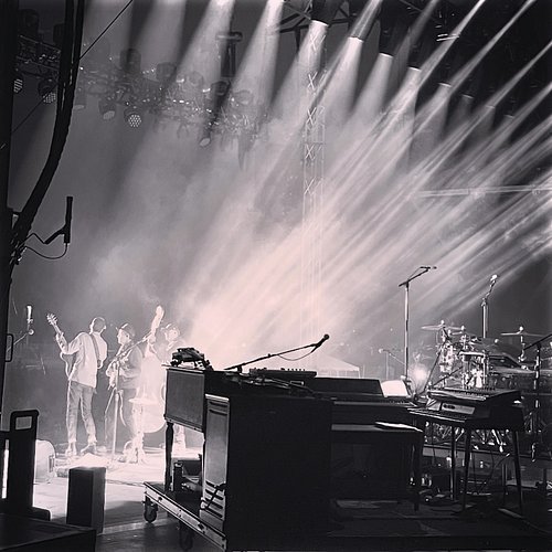 Xoxoxoxoxoxo #theavettbrothers #backstage #behindthescenes