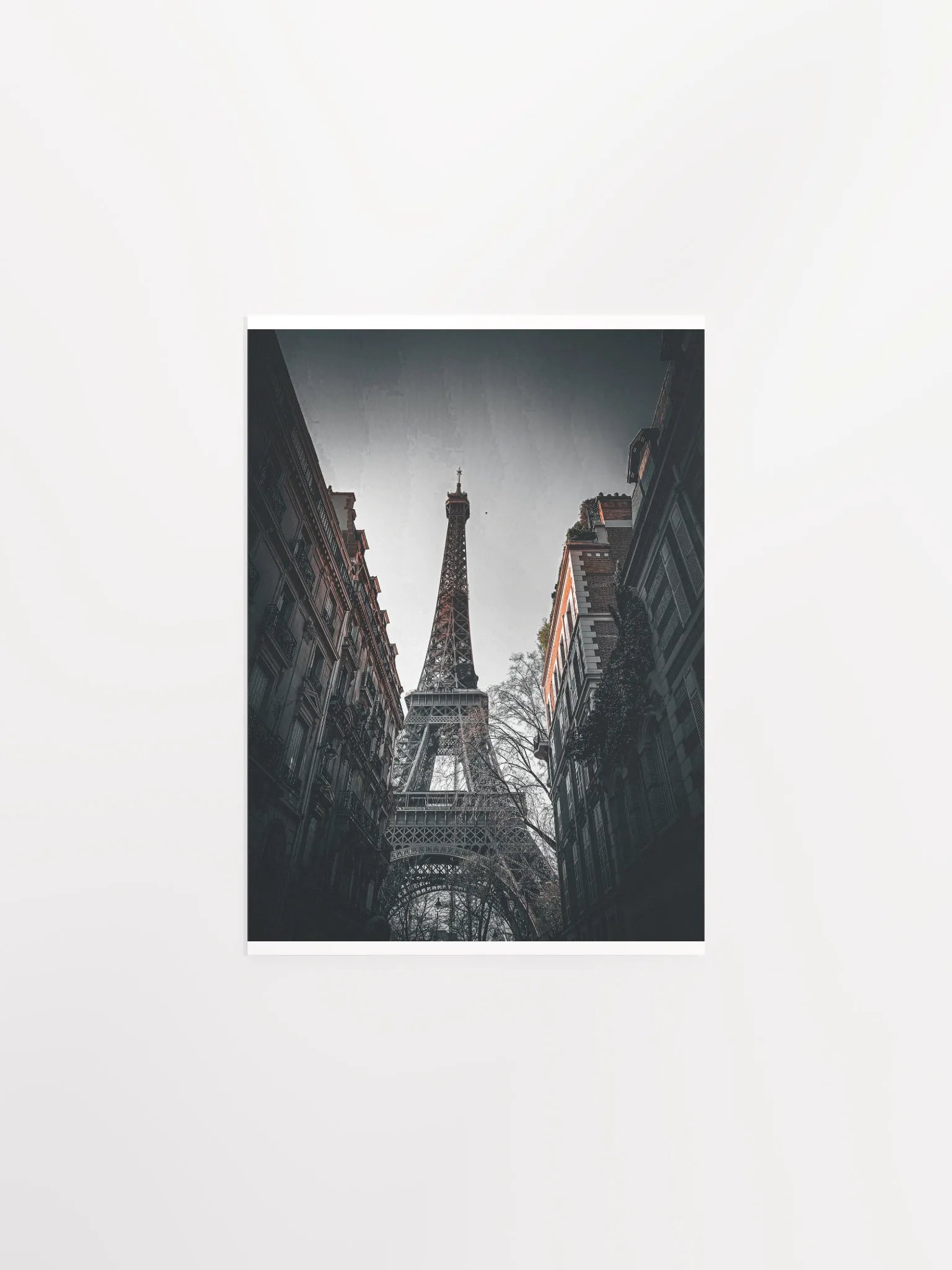 Paris Eiffel Tower product image (1)